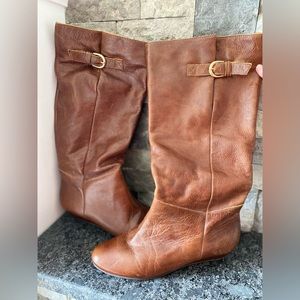 Vintage brown boots